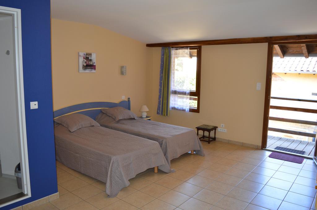 Cote Midi Chambre D'Hote Chaneins Exterior photo