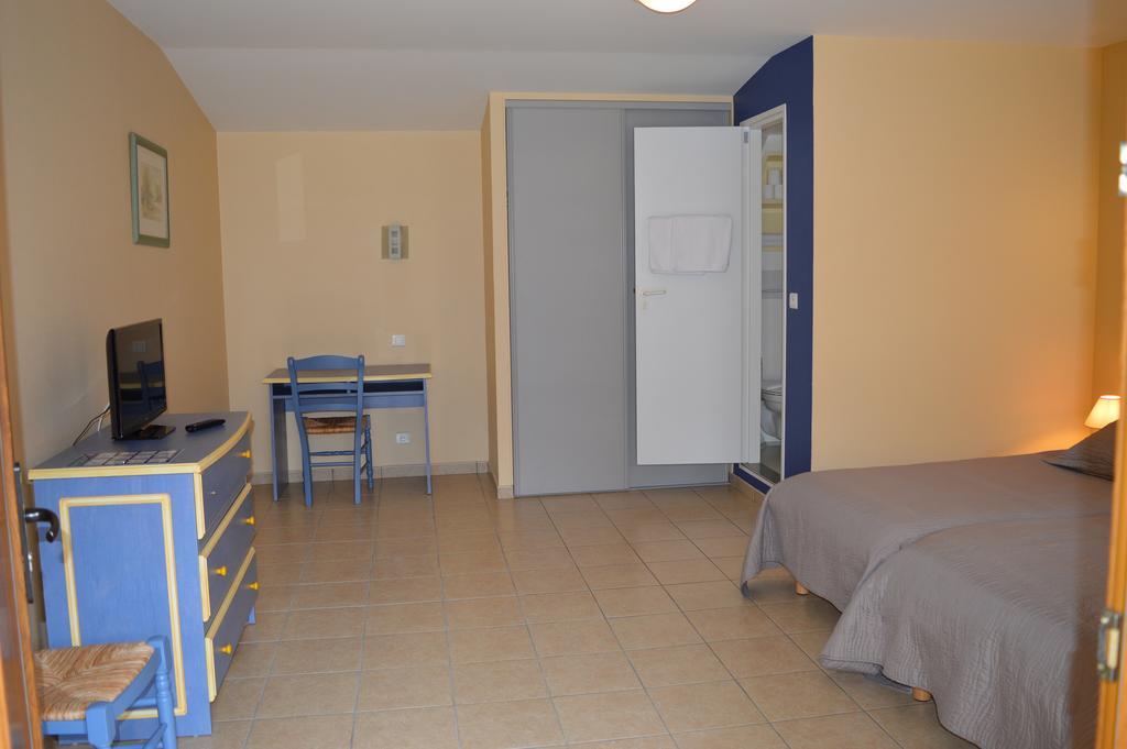 Cote Midi Chambre D'Hote Chaneins Exterior photo